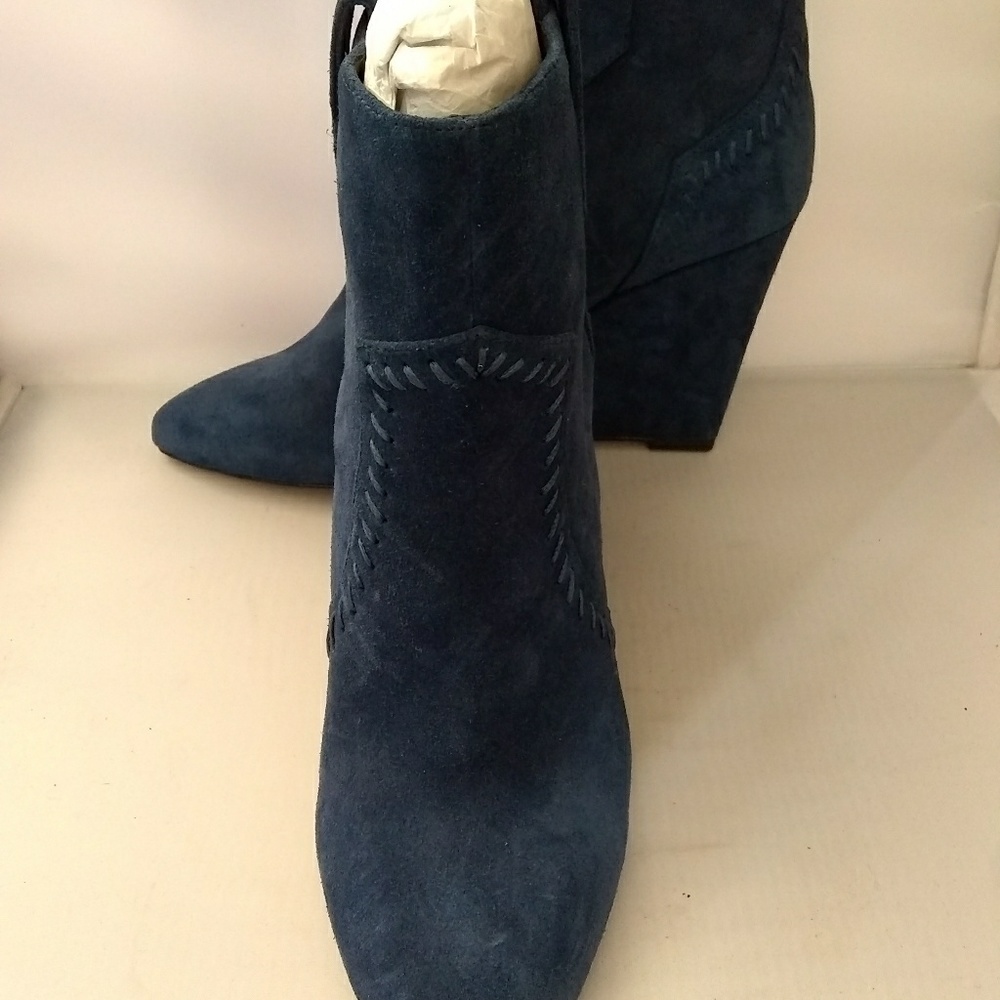 Bootie - Picture 2 of 3